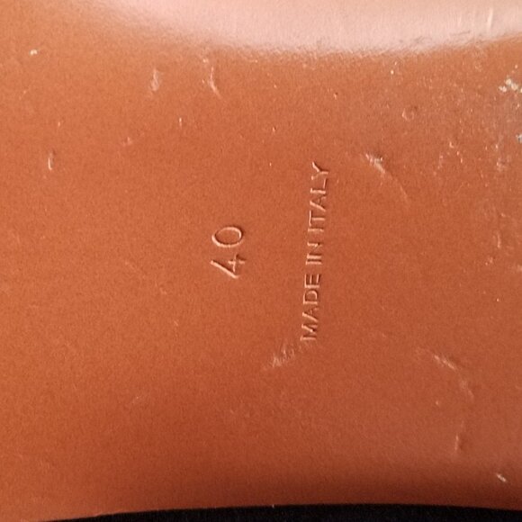 Alaia Black Lace-Up Flats - Picture 9 of 9